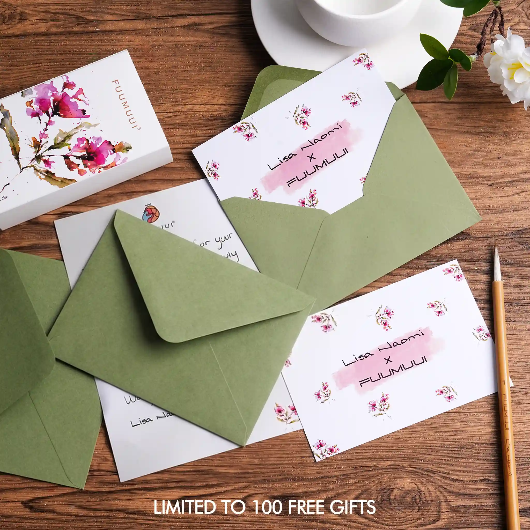 Fuumuui & Lisa Naomi Professional Watercolor Mixed Brush Set - Image 8